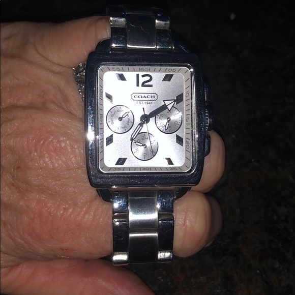 Women’s coach watch stainless steel. - Picture 2 of 5